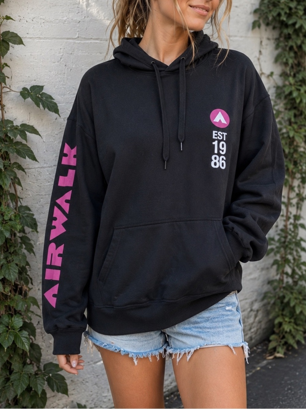 Airwalk‎ • Skate Hoodie Black Pink Graphic Pullover Large Y2K Streetwear